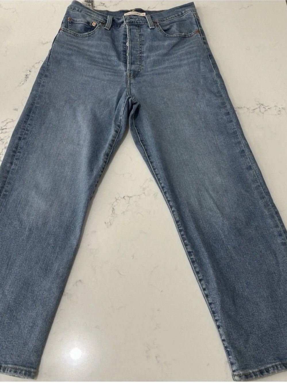 Levi’s Ribcage Straight Ankle High Rise Medium Wash Jeans Size 30